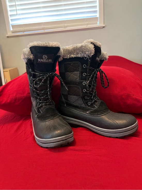 Magellan Outdoors Shoes - Magellan Outdoors Thinsulate Women's Black Winter Snow Boots with Faux Fur